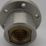 2 teilige Trapezgewindemutter 1